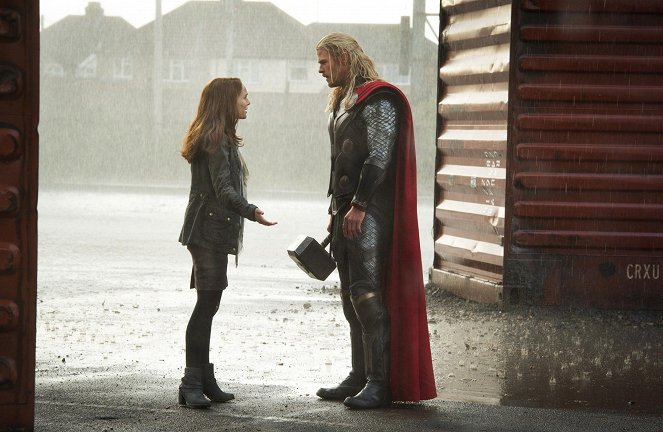Thor: Temný svet - Z filmu - Natalie Portman, Chris Hemsworth