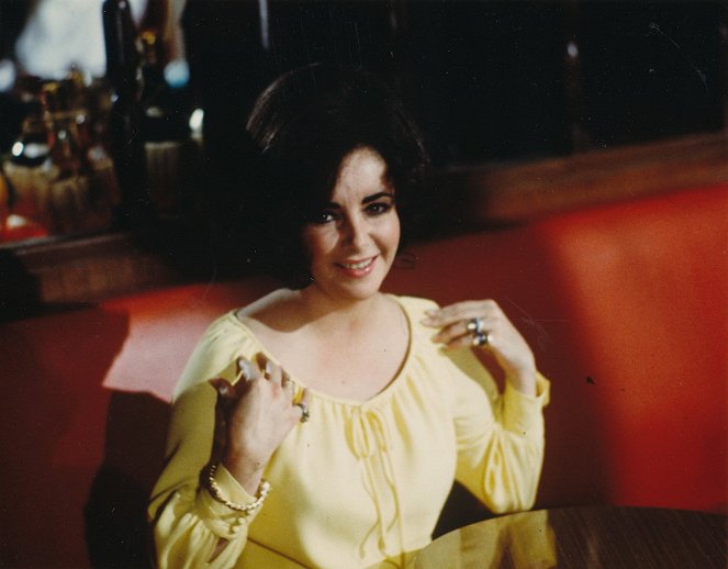 The Only Game in Town - Filmfotos - Elizabeth Taylor