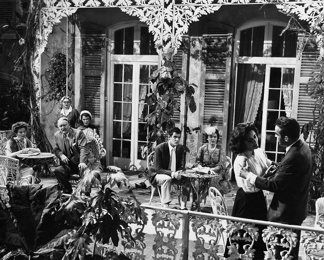 Plötzlich im letzten Sommer - Filmfotos - Katharine Hepburn, Albert Dekker, Gary Raymond, Mercedes McCambridge, Elizabeth Taylor, Montgomery Clift