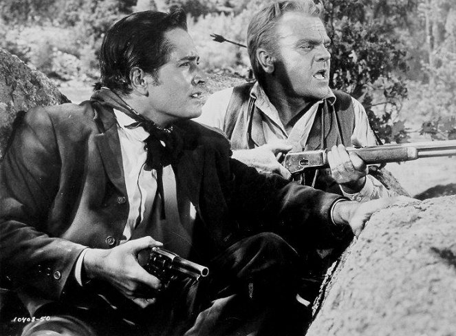 Útěk do bezpečí - Z filmu - John Derek, James Cagney