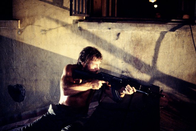 Braddock: Desaparecido en combate 3 - De la película - Chuck Norris