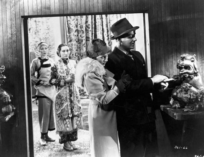 The Mysterious Mr. Wong - Van film - Arline Judge, Wallace Ford