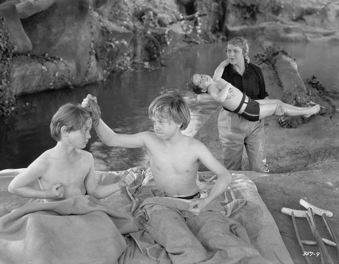 The Healer - Filmfotos - Mickey Rooney