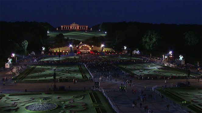 Koncert ze Schönbrunnu 2013 - Z filmu