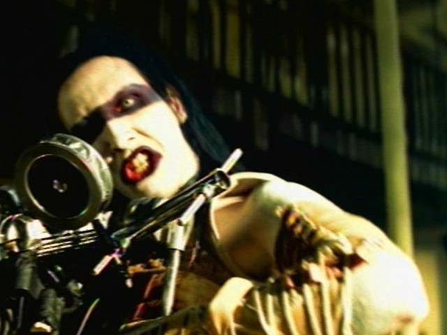 Marilyn Manson - The Beautiful People - Van film