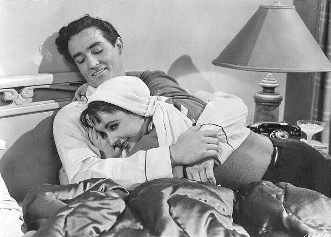 Rapsodia - De la película - Vittorio Gassman, Elizabeth Taylor