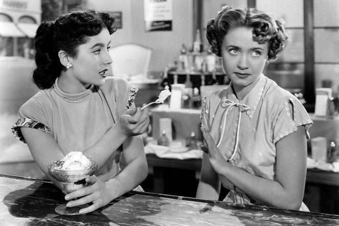 A Date with Judy - Photos - Elizabeth Taylor, Jane Powell