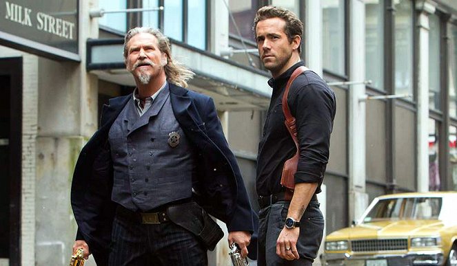 R.I.P.D. - URNA: Útvar rozhodne neživých agentov - Z filmu - Jeff Bridges, Ryan Reynolds
