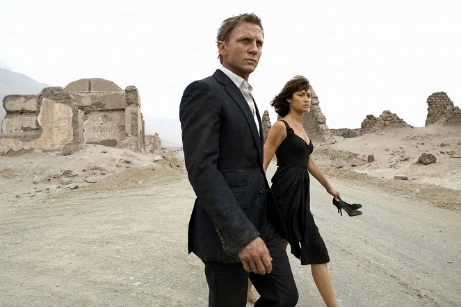 007 - Quantum of Solace - Do filme - Daniel Craig, Ольга Куриленко