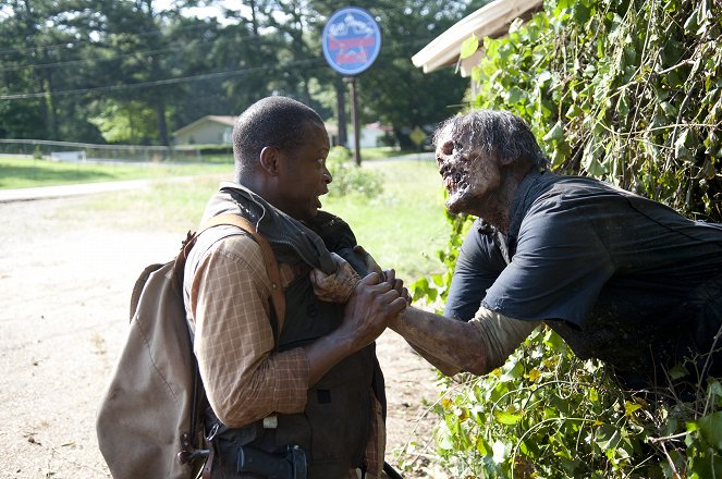 The Walking Dead - Indifference - Photos - Lawrence Gilliard Jr.