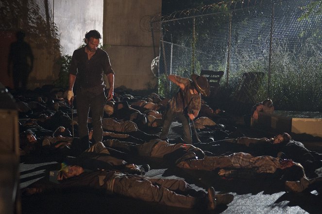 The Walking Dead - Kitelepítés - Filmfotók - Andrew Lincoln