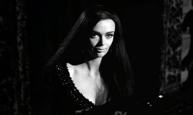 Les Amants d'outre-tombe - Film - Barbara Steele