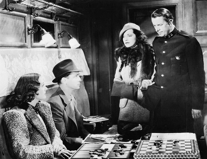 Love on the Run - Filmfotók - Joan Crawford, Franchot Tone, Mona Barrie, Reginald Owen