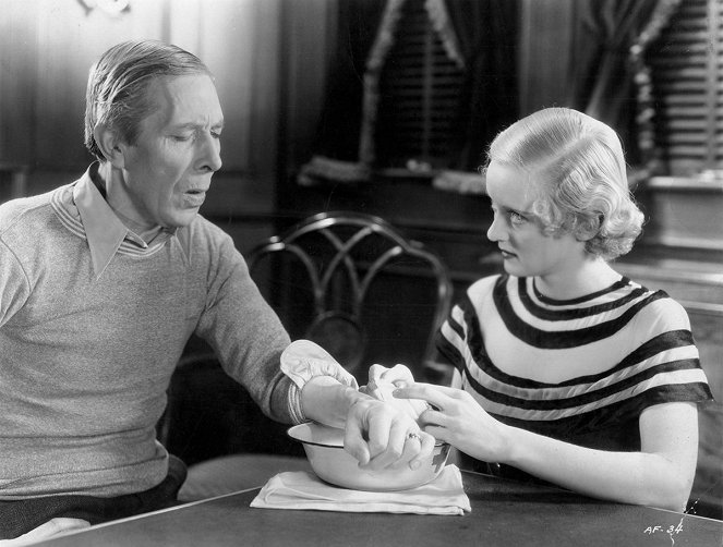 The Working Man - De la película - George Arliss, Bette Davis