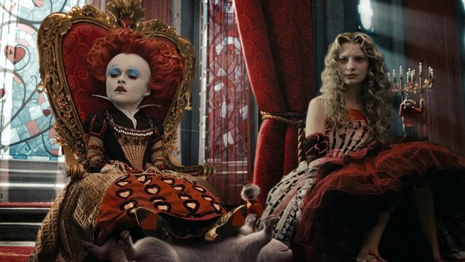Alice im Wunderland - Filmfotos - Helena Bonham Carter, Mia Wasikowska
