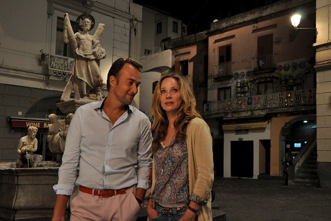 Ein Sommer in Amalfi - Filmfotos - Carlos Leal, Ann-Kathrin Kramer