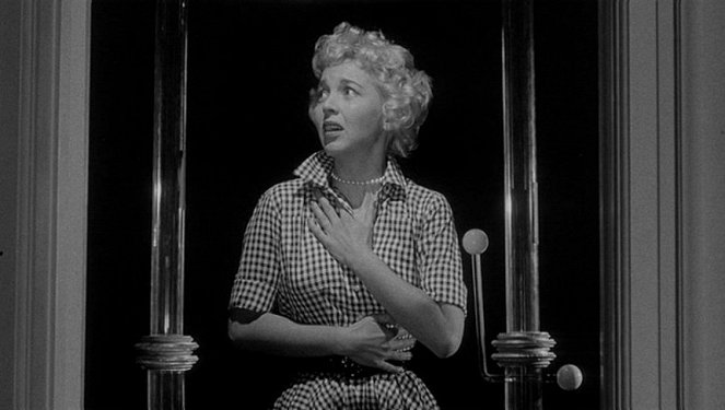 Not of This Earth - Z filmu - Beverly Garland