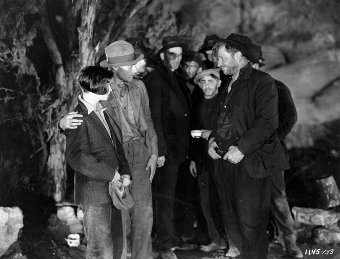 Ludzie bezdomni - Z filmu - Louise Brooks, Richard Arlen, Wallace Beery