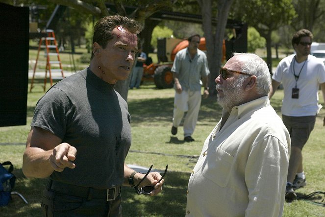 Terminator 3: Rise of the Machines - Van de set - Arnold Schwarzenegger