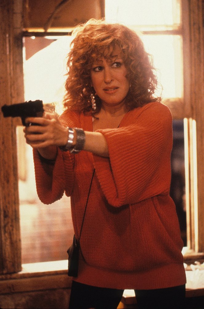 Outrageous Fortune - Z filmu - Bette Midler