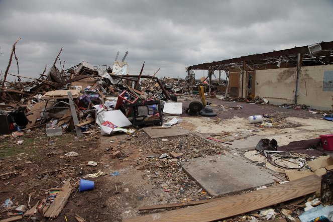 Mile Wide Tornado: Oklahoma Disaster - Van film