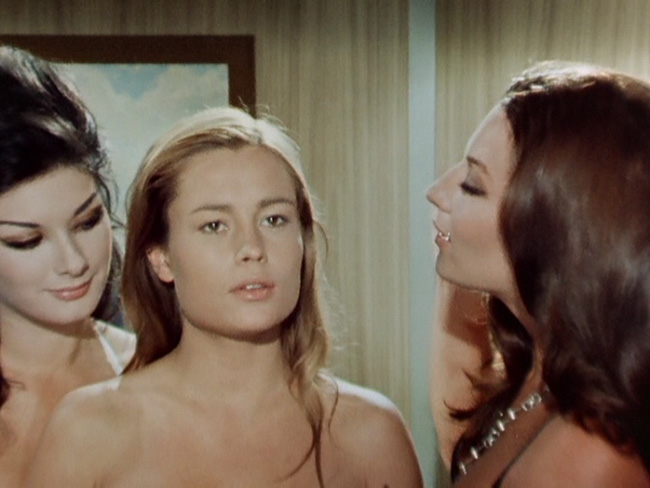 Top Sensation - Do filme - Edwige Fenech, Eva Thulin, Rosalba Neri