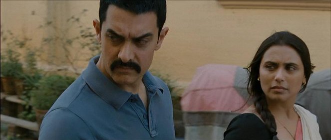 Talaash - De la película - Aamir Khan, Rani Mukherjee