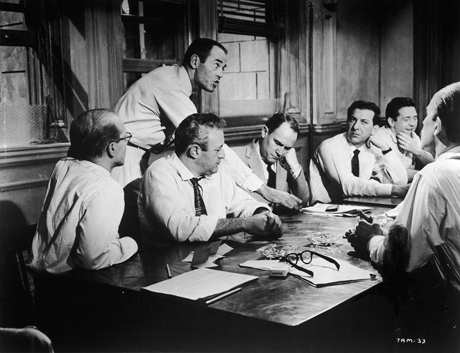 Dvanásť rozhnevaných mužov - Z filmu - Henry Fonda, Lee J. Cobb, E.G. Marshall, Jack Klugman, Edward Binns