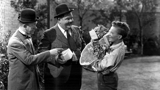 Nothing But Trouble - Do filme - Stan Laurel, Oliver Hardy, David Leland