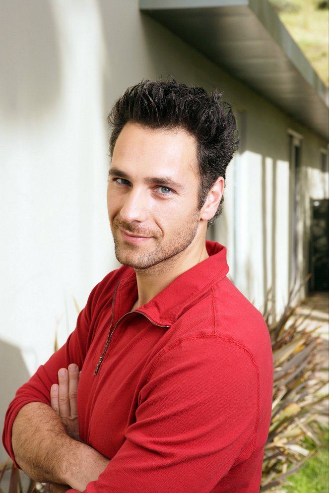 What About Brian - Promoción - Raoul Bova