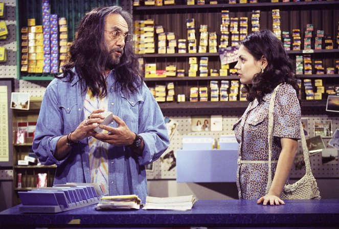 That '70s Show - Moon Over Point Place - Photos - Tommy Chong, Mila Kunis