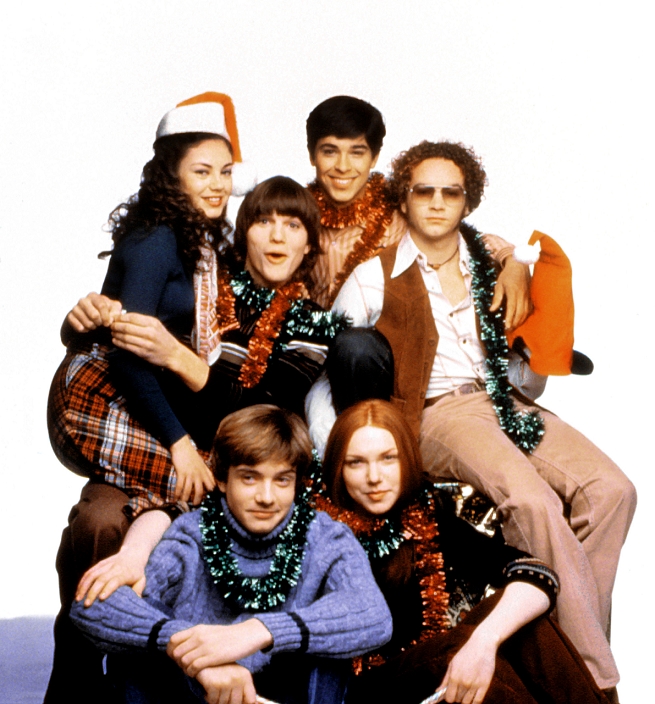 Różowe lata 70. - Promo - Mila Kunis, Ashton Kutcher, Topher Grace, Wilmer Valderrama, Laura Prepon, Danny Masterson
