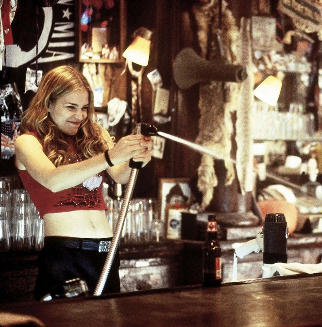 El bar Coyote - De la película - Piper Perabo