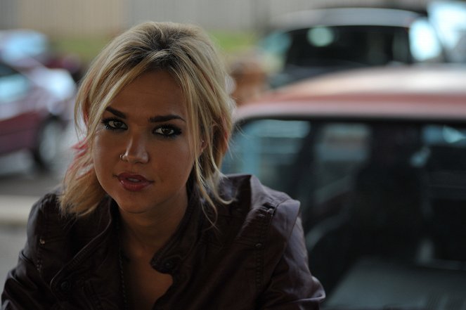 The Brooklyn Brothers Beat the Best - Photos - Arielle Kebbel