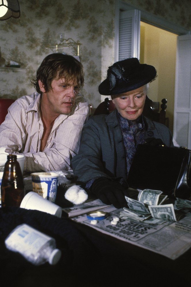 Kerrasta poikki - Kuvat elokuvasta - Nick Nolte, Katharine Hepburn