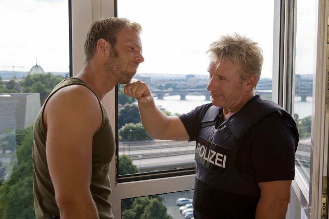 Dva muži zákona - Z filmu - Dominic Boeer, Jörg Schüttauf