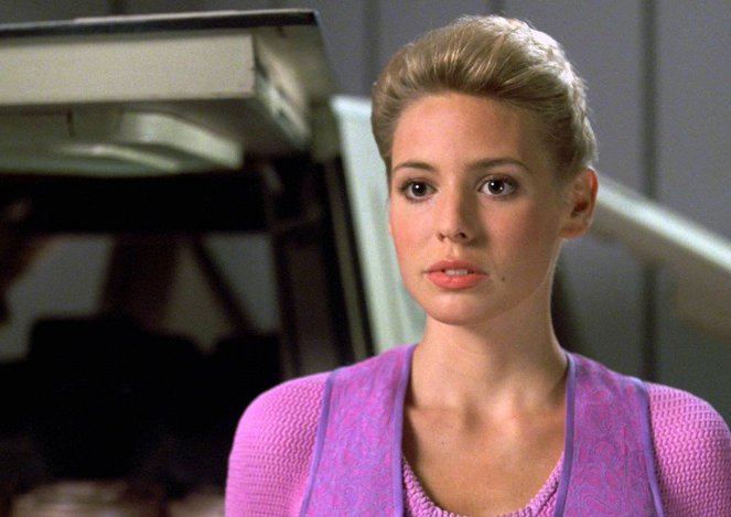 Star Trek: La nueva generación - Season 6 - True Q - De la película - Olivia d'Abo