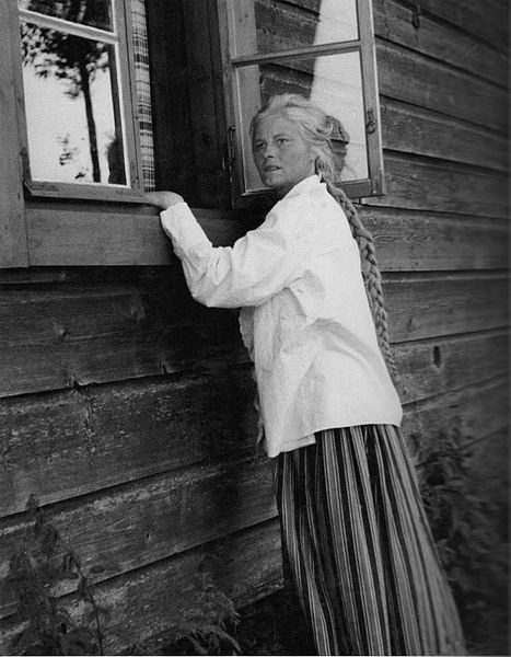Loviisa Niskavuoren Nuori Em nt 1946 Galerie Z Filmu SFD cz Loviisa Niskavuoren Nuori Em nt 1946 Galerie Z Filmu SFD cz