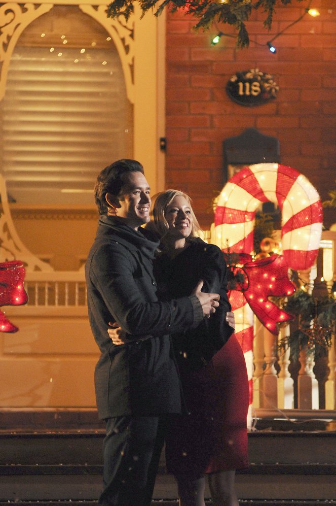 12 Dates of Christmas - Do filme - Mark-Paul Gosselaar, Amy Smart