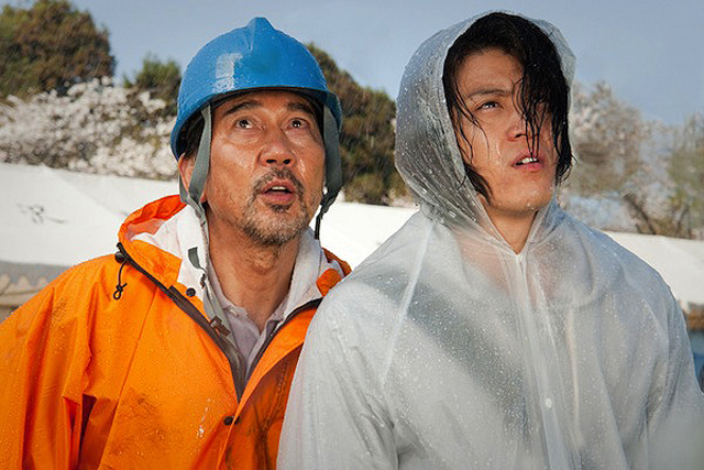 The Woodsman and the Rain - Photos - Kōji Yakusho, Shun Oguri
