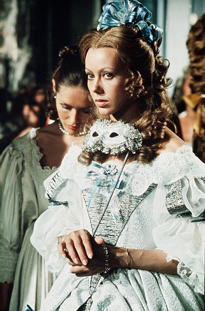 The Man in the Iron Mask - Photos - Jenny Agutter