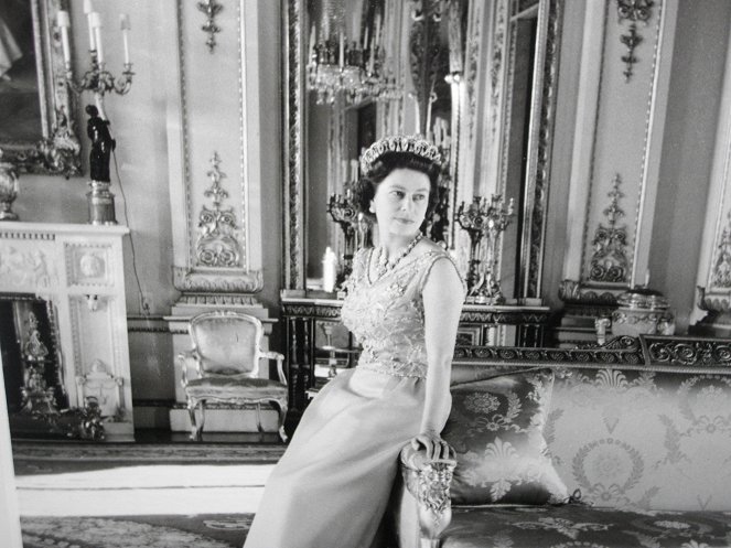 Ballade pour une reine - Z filmu - królowa Elżbieta II
