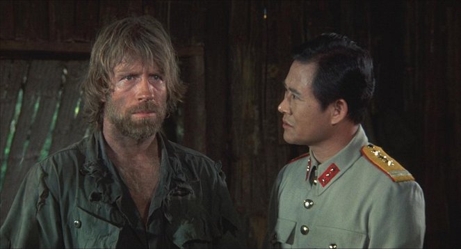 Missing in Action 2: The Beginning - Photos - Chuck Norris, Soon-Tek Oh