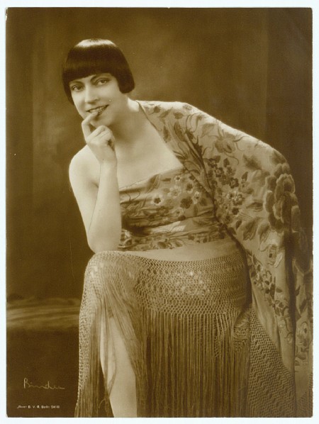 Erdgeist - Werbefoto - Asta Nielsen