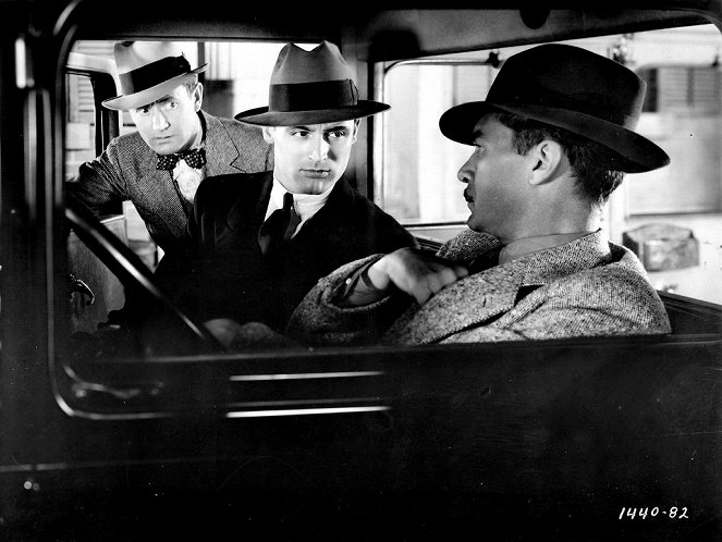 Gambling Ship - Film - Roscoe Karns, Cary Grant