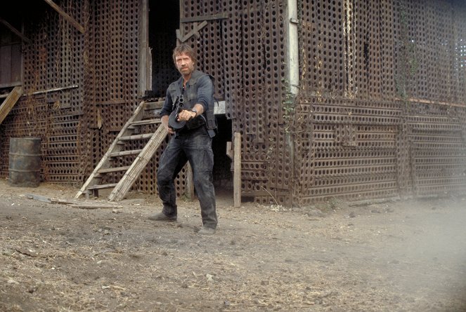 Ütközetben eltűnt 3 - Filmfotók - Chuck Norris