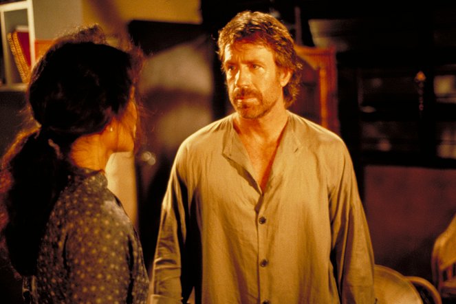 Desaparecido em Combate III - Do filme - Chuck Norris