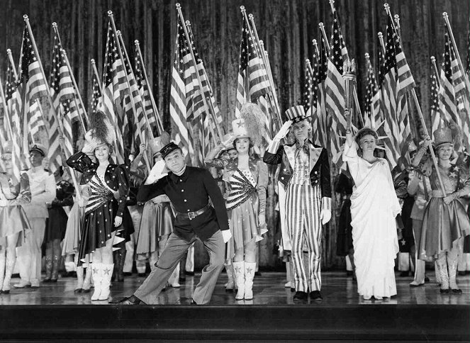 Yanqui Dandy - De la película - Jeanne Cagney, James Cagney, Joan Leslie, Walter Huston