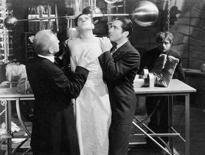 Frankenstein - Filmfotók - Edward Van Sloan, Colin Clive, John Boles, Dwight Frye