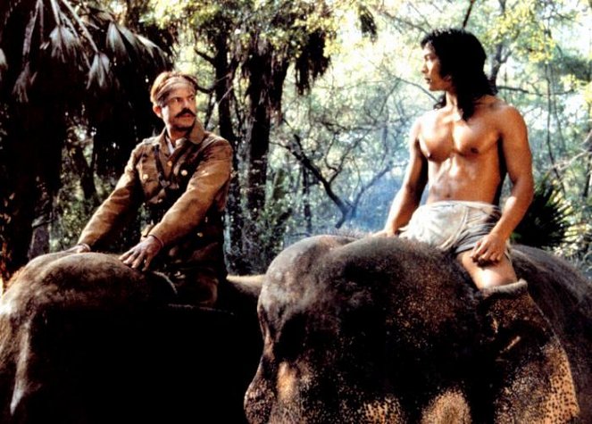 Księga dżungli - Z filmu - Sam Neill, Jason Scott Lee